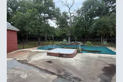 1400 Oak Point Drive, Cross Roads, TX 76227 - Photo 14