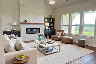 221 Marie Ln, Waxahachie, TX 75167 - Photo 2