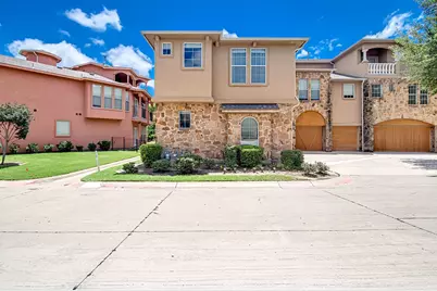 2635 Villa Di Lago #1, Grand Prairie, TX 75054 - Photo 2