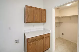 317 Flowering Plum Ln, Fort Worth, TX 76140 - Photo 8