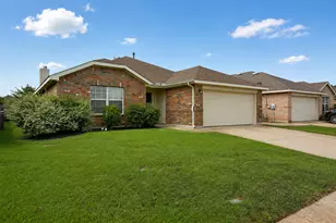 317 Flowering Plum Ln, Fort Worth, TX 76140 - Photo 2