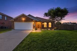 301 Long Prairie Dr, Forney, TX 75126 - Photo 1