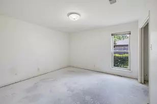 21 Crosslands Rd, Benbrook, TX 76132 - Photo 22