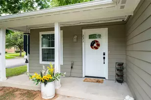 231 W Murray St, Denison, TX 75020 - Photo 6