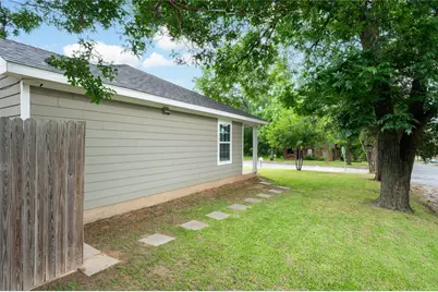 231 W Murray Street, Denison, TX 75020 - Photo 30