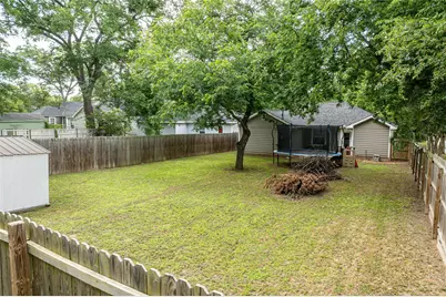 231 W Murray Street, Denison, TX 75020 - Photo 24