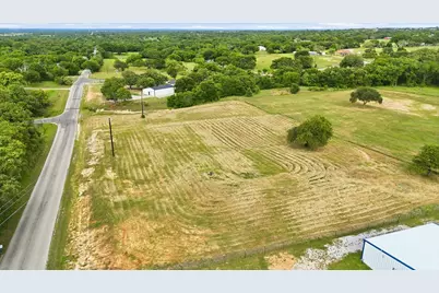 579 County Road 4599, Boyd, TX 76023 - Photo 32