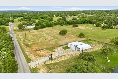 579 County Road 4599, Boyd, TX 76023 - Photo 2