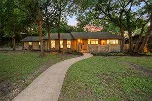 2329 Southwood Dr, Dallas, TX 75224 - Photo 2