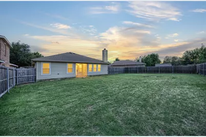 112 Tripp Trail, Denton, TX 76207 - Photo 2