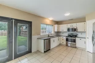 311 Pemberton Pl, Cedar Hill, TX 75104 - Photo 10