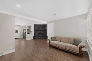 2310 Costa Mesa Dr, Dallas, TX 75228 - Photo 4