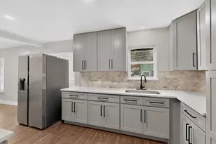 2310 Costa Mesa Dr, Dallas, TX 75228 - Photo 10