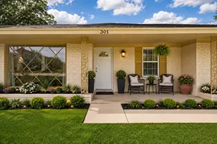 6307 Stonewall St, Greenville, TX 75402 - Photo 2