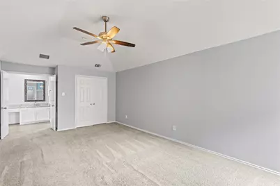 2910 Menlo Park Lane, Carrollton, TX 75007 - Photo 12