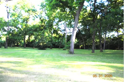 1628 Riverway Lane, Lancaster, TX 75146 - Photo 6