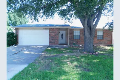 5529 Gates Drive, The Colony, TX 75056 - Photo 2