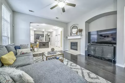 3904 Deer Lake Drive, McKinney, TX 75071 - Photo 6