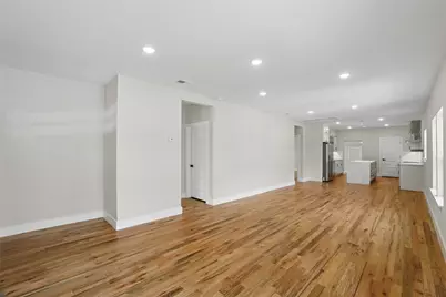 627 S Willomet Avenue, Dallas, TX 75208 - Photo 12