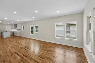 627 S Willomet Ave, Dallas, TX 75208 - Photo 4