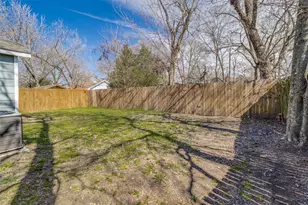 1110 Chestnut St, Bonham, TX 75418 - Photo 22