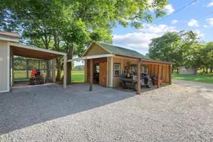 1045 Middle Rd, Denison, TX 75021 - Photo 28