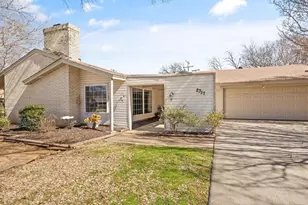 2317 Smokerise Dr, Arlington, TX 76016 - Photo 2