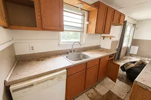 1429 Remington St, Graham, TX 76450 - Photo 8