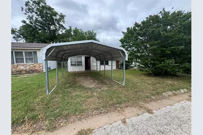 1429 Remington Street, Graham, TX 76450 - Photo 4