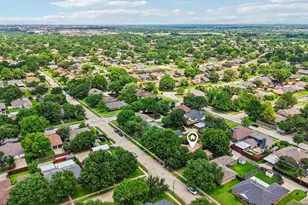 113 E Bancroft Dr, Garland, TX 75040 - Photo 2