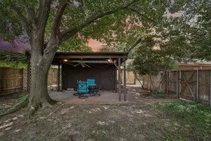 113 E Bancroft Dr, Garland, TX 75040 - Photo 12