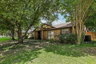 113 E Bancroft Dr, Garland, TX 75040 - Photo 4