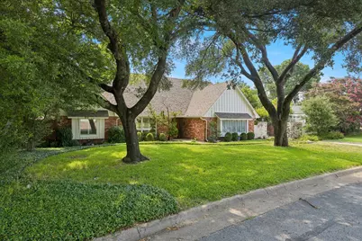 4204 Biscayne Drive, Haltom City, TX 76117 - Photo 2