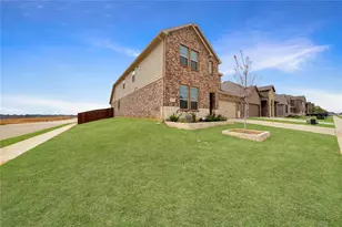10332 Fall Brk Dr, Aubrey, TX 76227 - Photo 24