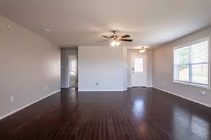 324 Broken Bow Dr, Krum, TX 76249 - Photo 10