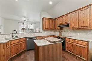 2485 Yuma Dr, Little Elm, TX 75068 - Photo 12