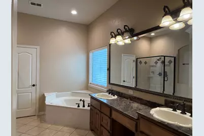 2207 Canterbury Drive, Mansfield, TX 76063 - Photo 20