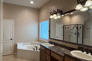 2207 Canterbury Dr, Mansfield, TX 76063 - Photo 20