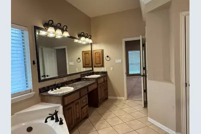 2207 Canterbury Drive, Mansfield, TX 76063 - Photo 22