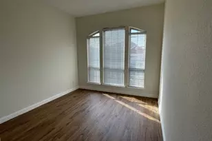 1601 White Willow Ln, Arlington, TX 76002 - Photo 12