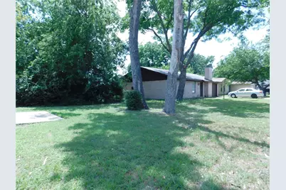 217 Mockingbird Lane, Denton, TX 76209 - Photo 18