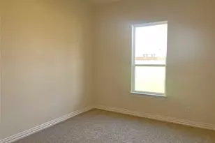 2441 Tyler Wade Trl, Waxahachie, TX 75167 - Photo 10