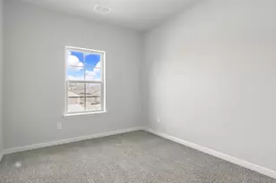 629 Harvey St, Grandview, TX 76050 - Photo 36