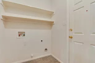 1133 Hillwood Dr, Saginaw, TX 76179 - Photo 16