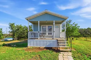 336 Cowboys Ln, Springtown, TX 76082 - Photo 22