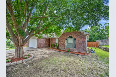 210 Wellington Trail, Weatherford, TX 76085 - Photo 2