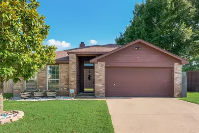 103 Comfort Court, Waxahachie, TX 75165 - Photo 1