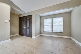 8560 Park Ln, Dallas, TX 75231 - Photo 2