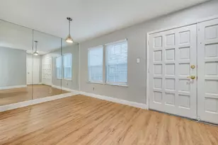 8560 Park Ln, Dallas, TX 75231 - Photo 2