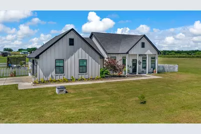 1000 Latigo Lane, Millsap, TX 76066 - Photo 1